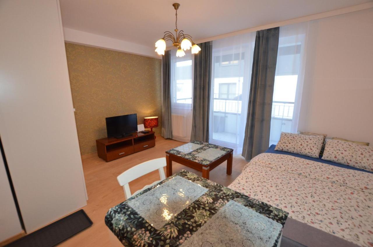 Tarasy Wilczak 16D Apartment Познан Екстериор снимка